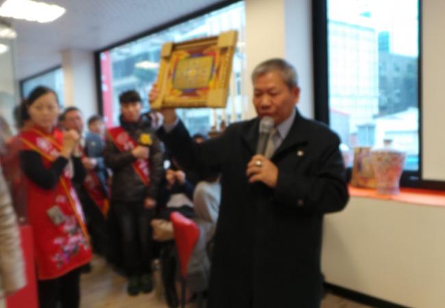 外星人主題咖啡館開幕輯18