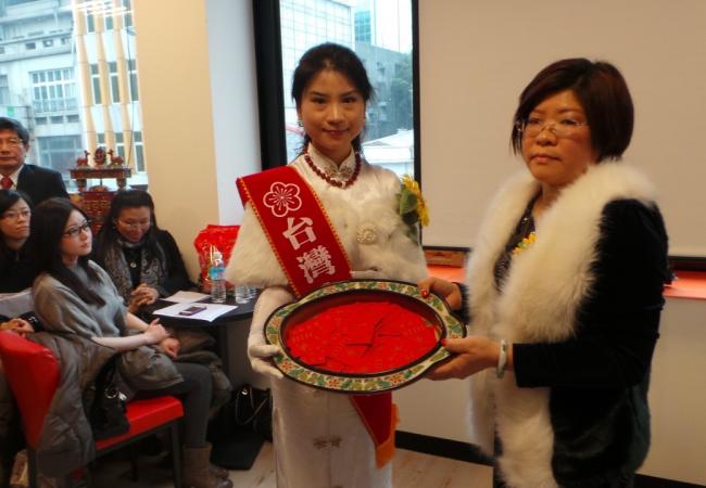 外星人主題咖啡館開幕輯16